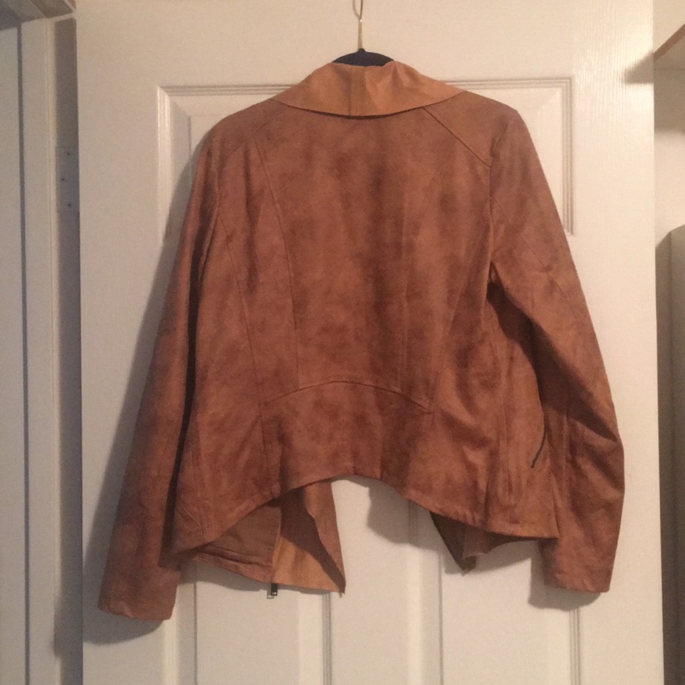 Lightweight Jacket - M (NEW) - Picture 5 of 6